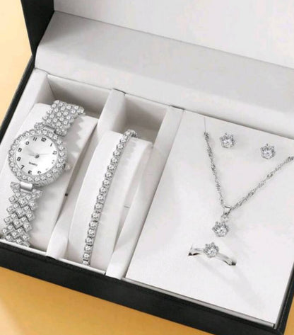 Diamond Women Watches Bracelet