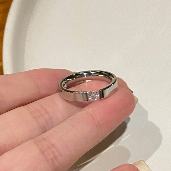 Single Diamond Zircon Titanium Steel 18K Ring For Women