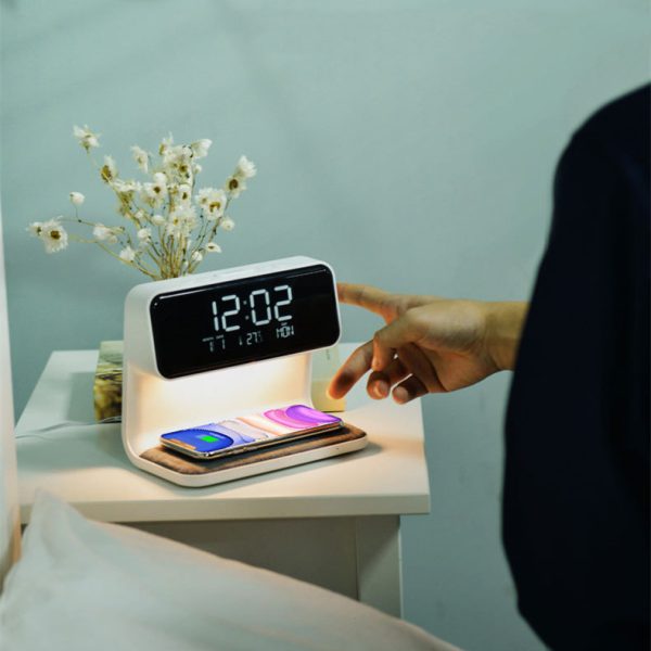 Creative 3 In 1 Bedside Lamp Wireless Charging LCD Screen Alarm Clock  Wireless Phone Charger - Image 4